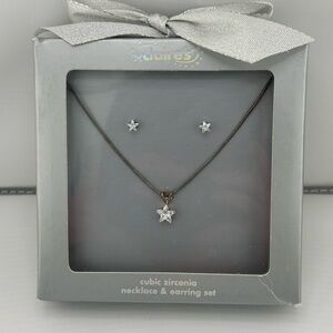 Claire's Cubic Zirconia Star Necklace Earring Set - NEW in box